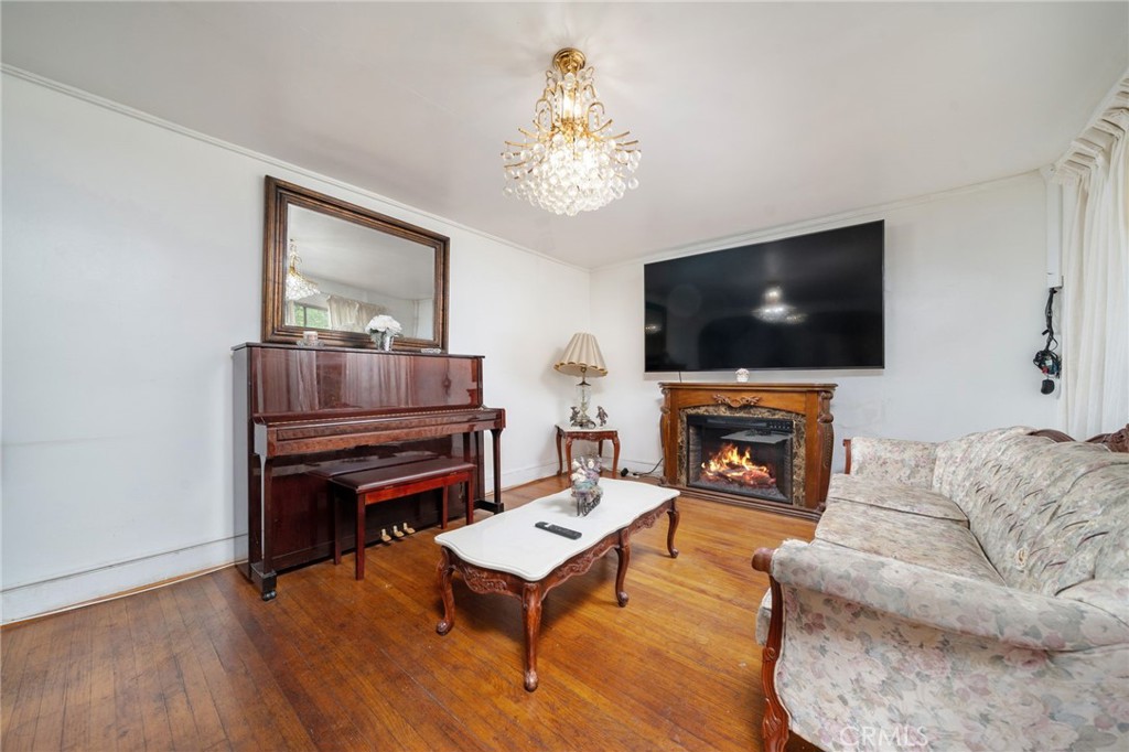 1493 Whitefield Property Photo 11