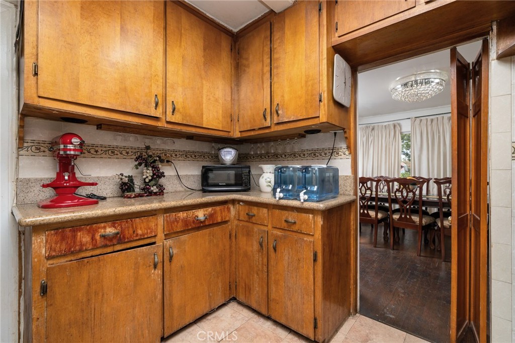 1493 Whitefield Property Photo 16