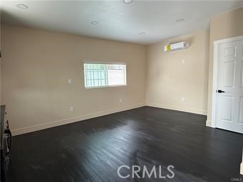 9452 Rose Avenue B Property Photo 3