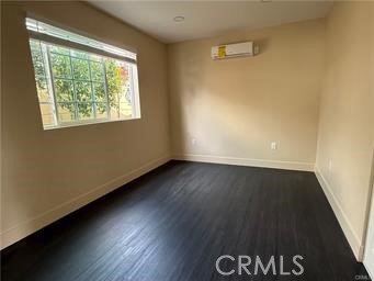 9452 Rose Avenue B Property Photo 5