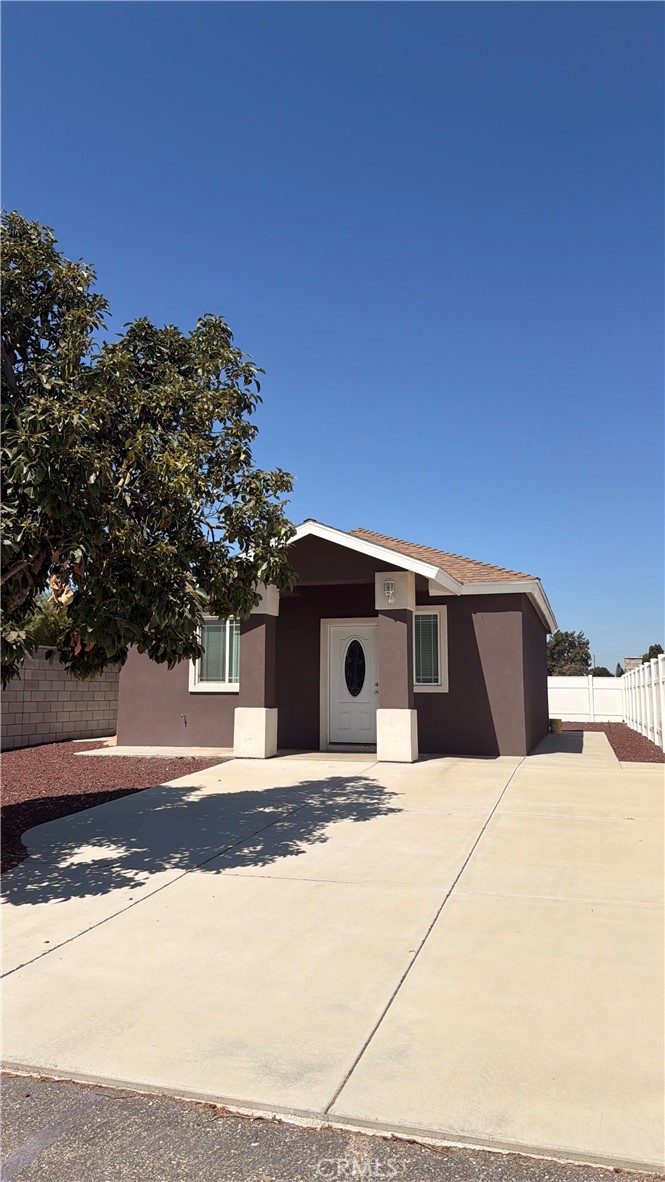11088 Spruce Avenue Property Photo 1