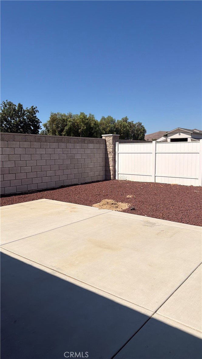 11088 Spruce Avenue Property Photo 16