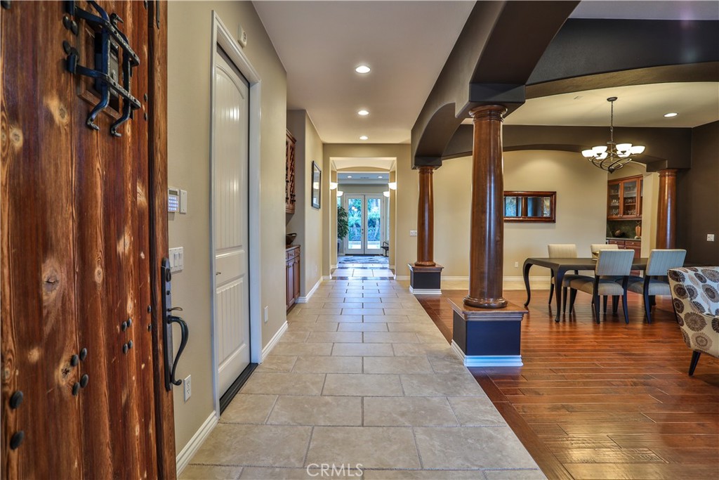 13052 Via Tesoro Drive Property Photo 5
