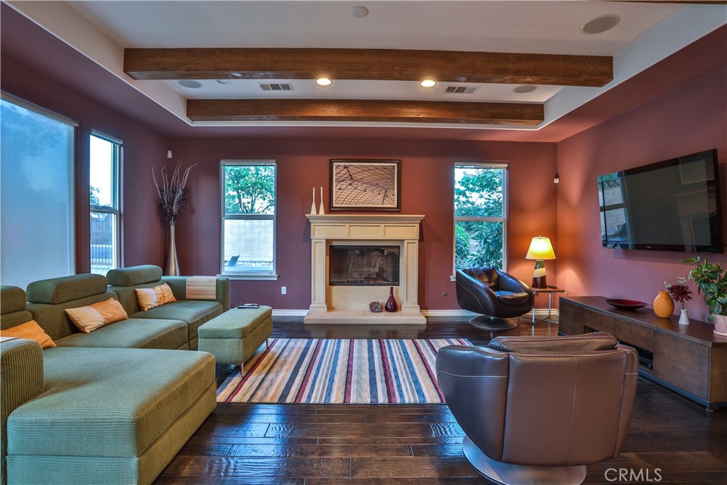 13052 Via Tesoro Drive Property Photo 9