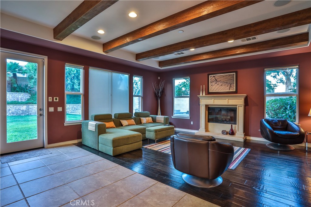 13052 Via Tesoro Drive Property Photo 11