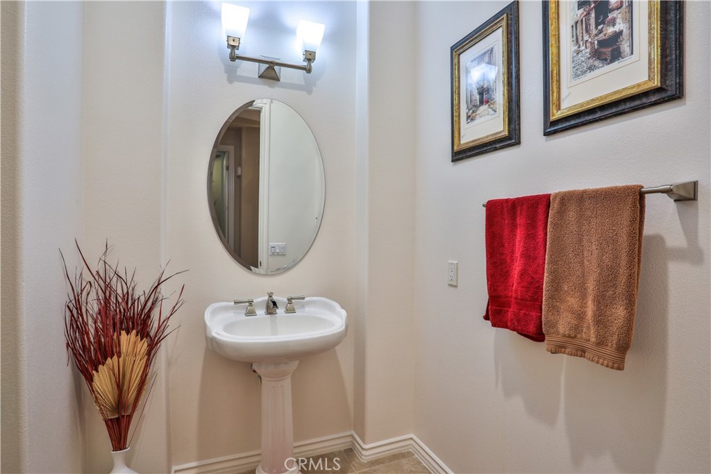 13052 Via Tesoro Drive Property Photo 17