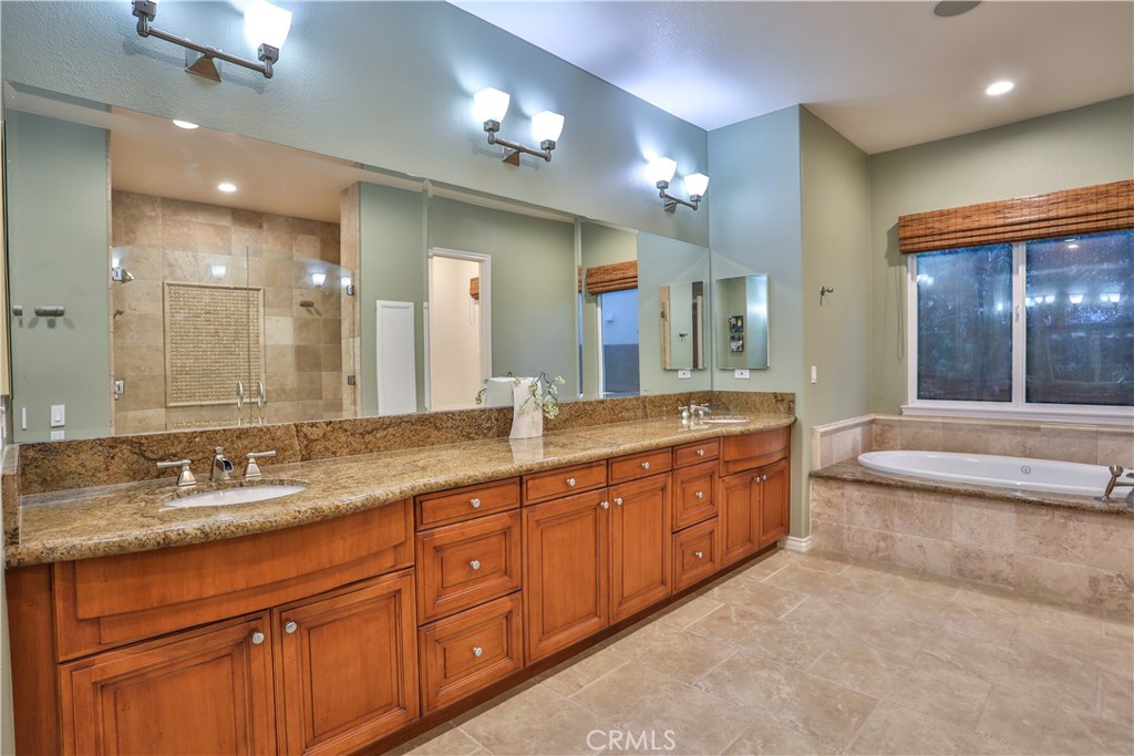 13052 Via Tesoro Drive Property Photo 21