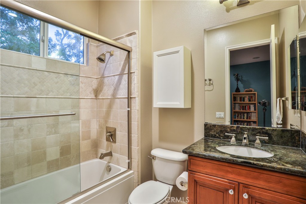 13052 Via Tesoro Drive Property Photo 27