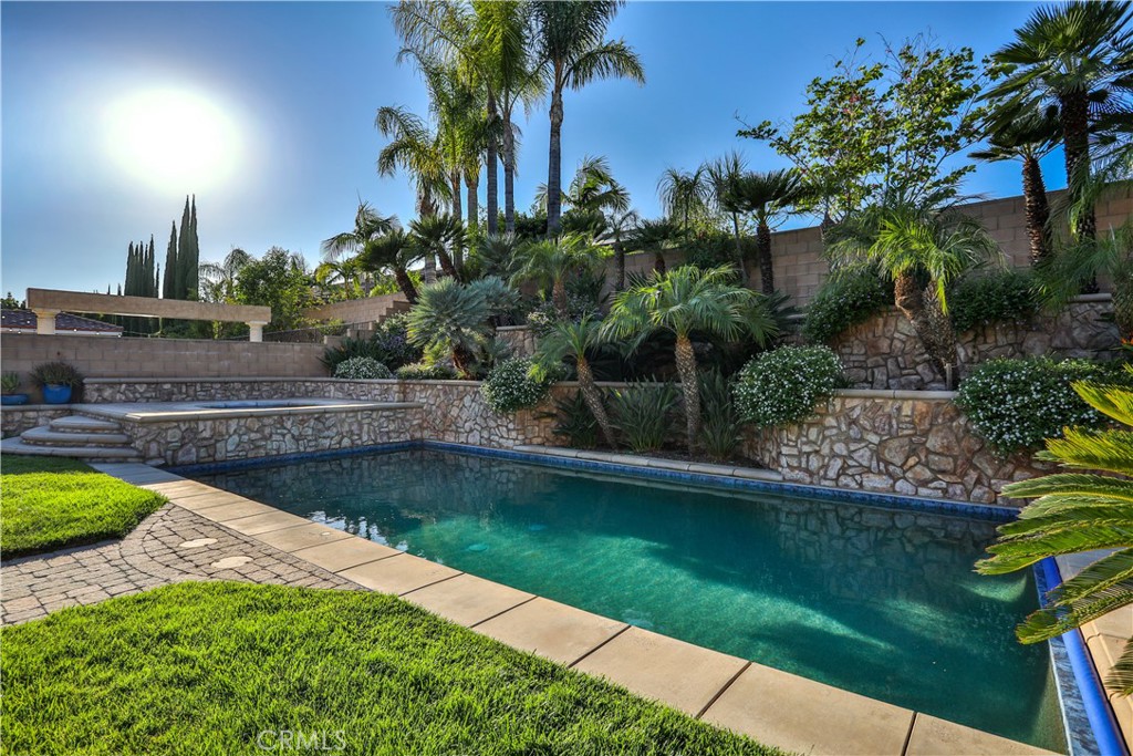 13052 Via Tesoro Drive Property Photo 37