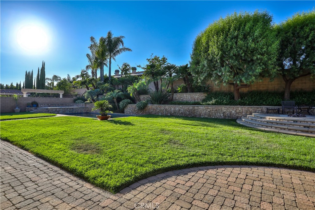13052 Via Tesoro Drive Property Photo 39