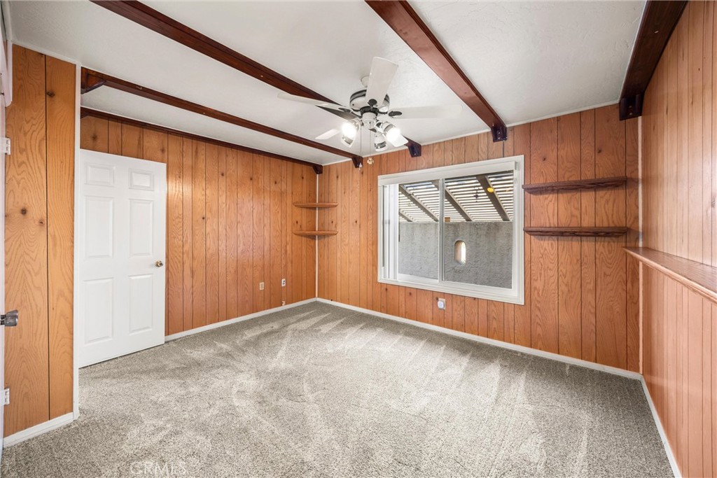 1795 N Shamrock Property Photo 9