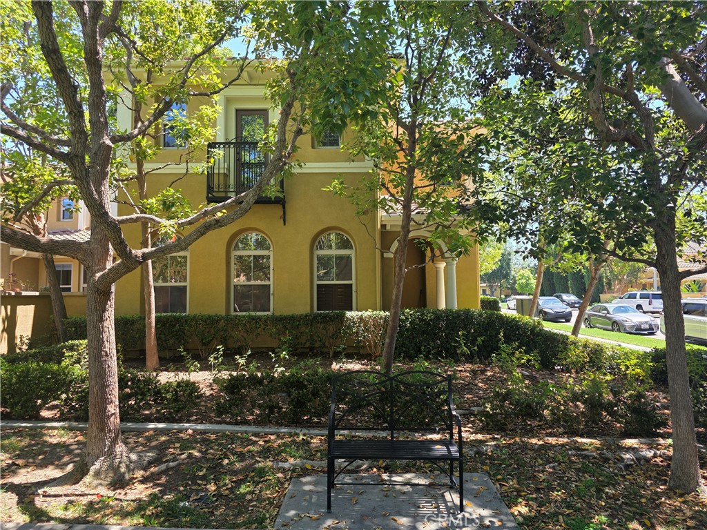 129 Chantilly Property Photo 3