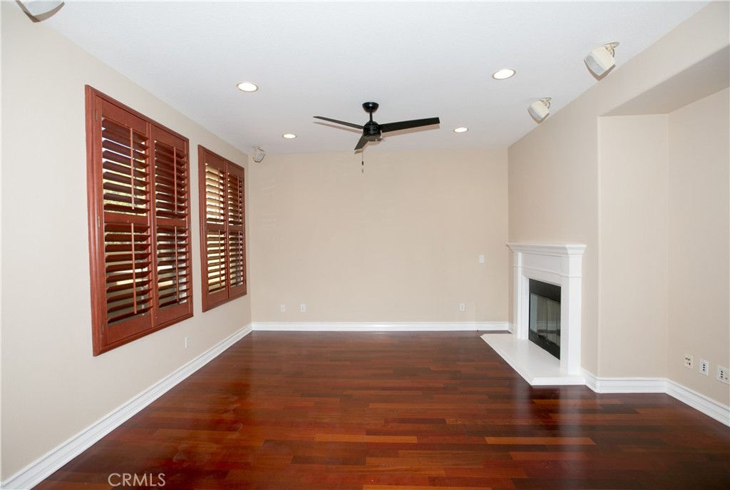 129 Chantilly Property Photo 19
