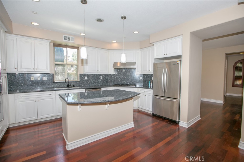 129 Chantilly Property Photo 20