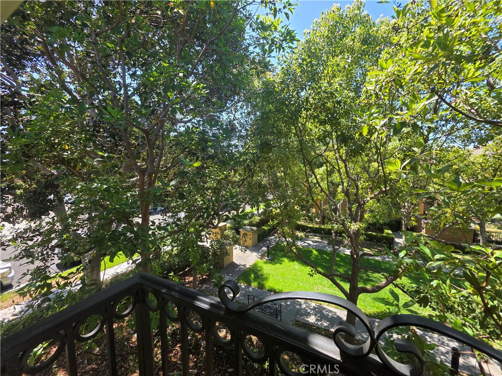 129 Chantilly Property Photo 45