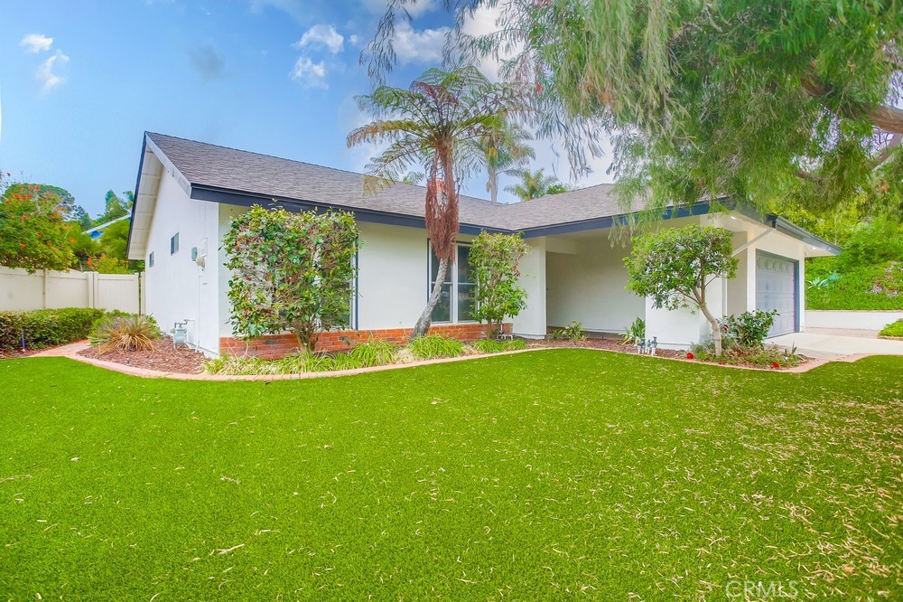 13630 Portofino Property Photo 2