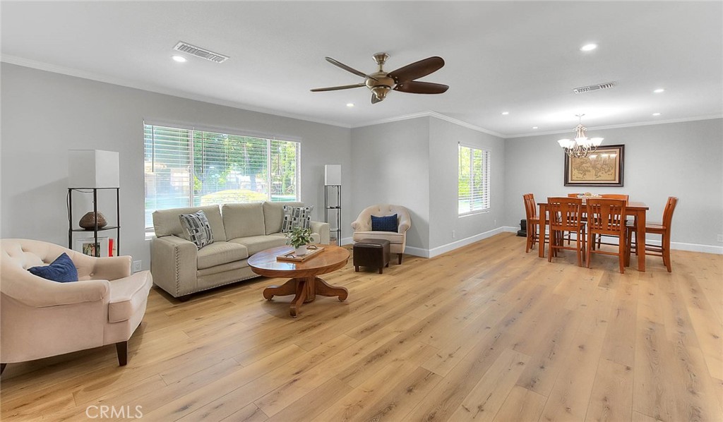 5606 Dover Street Property Photo 7
