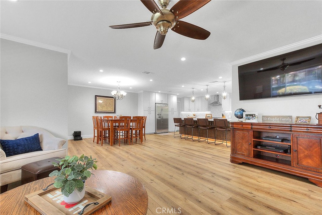 5606 Dover Street Property Photo 12