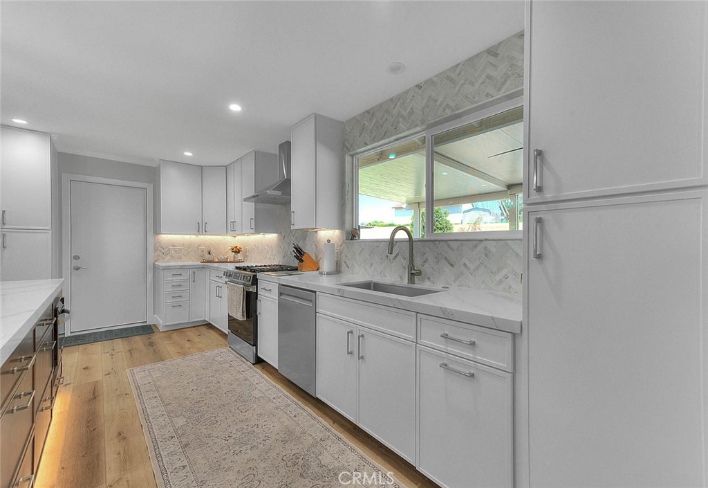 5606 Dover Street Property Photo 15