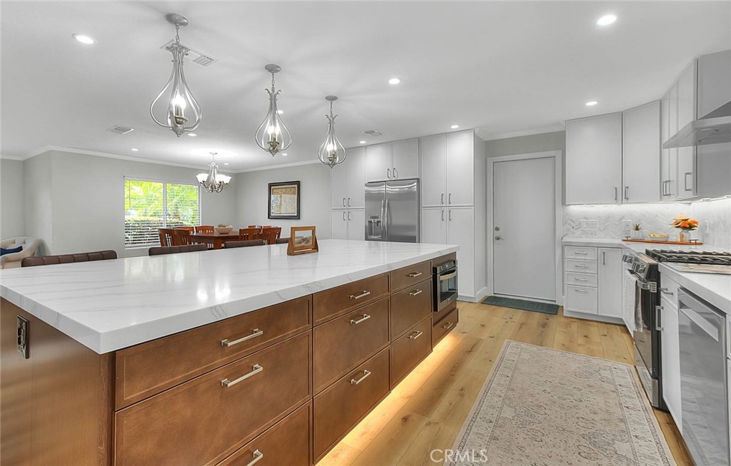 5606 Dover Street Property Photo 17