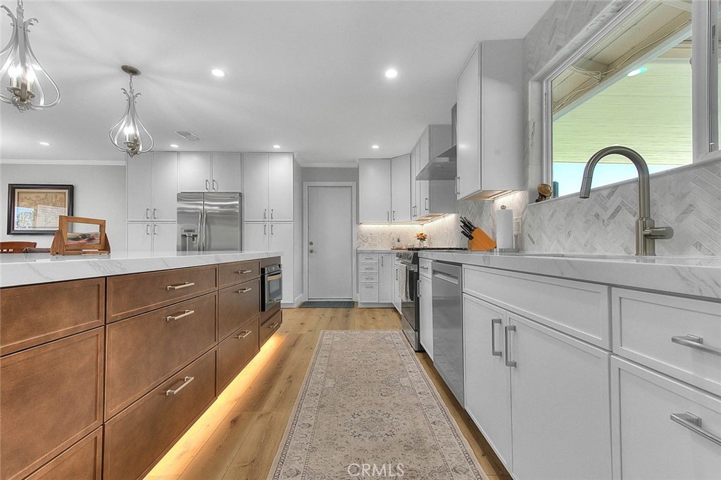 5606 Dover Street Property Photo 18