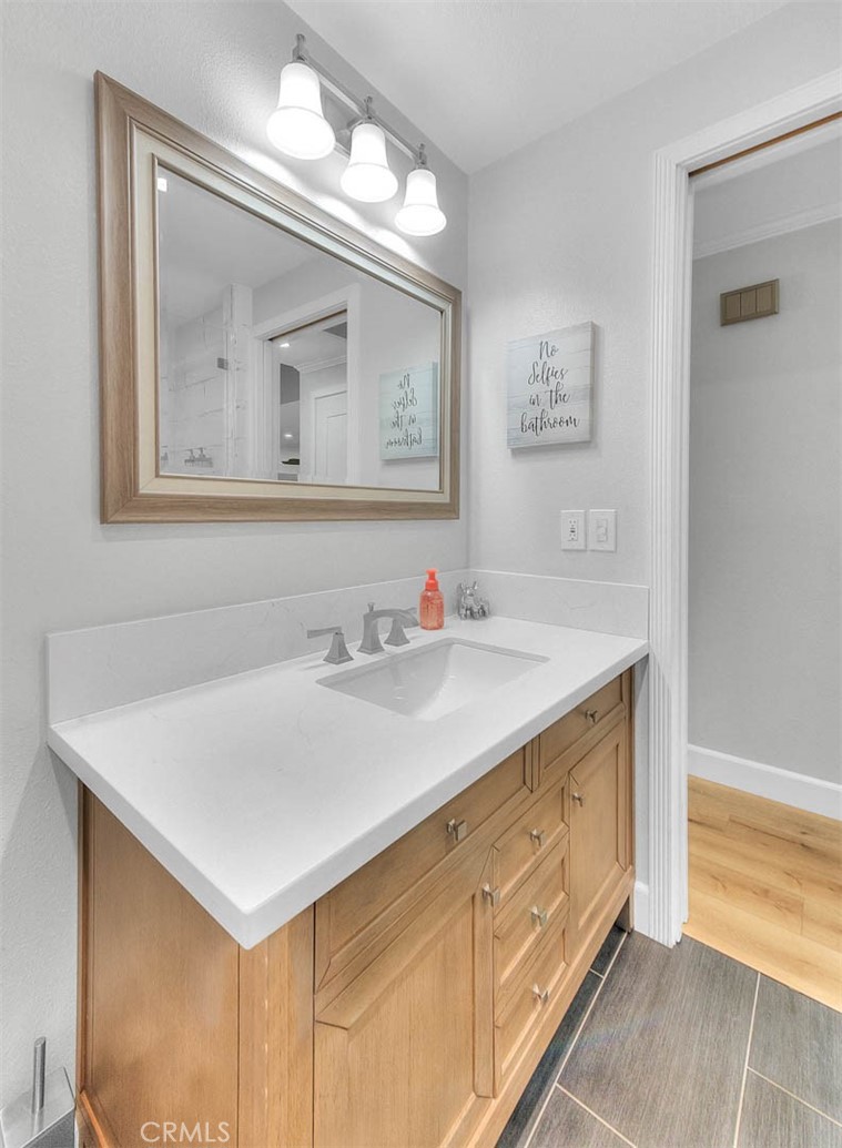 5606 Dover Street Property Photo 43