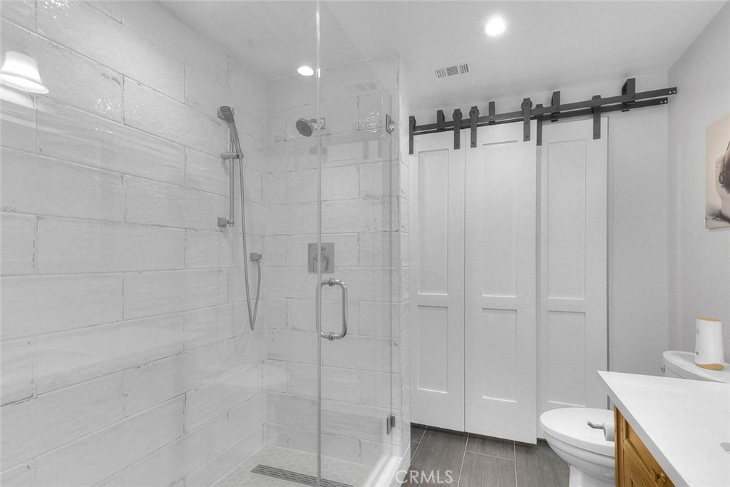5606 Dover Street Property Photo 44