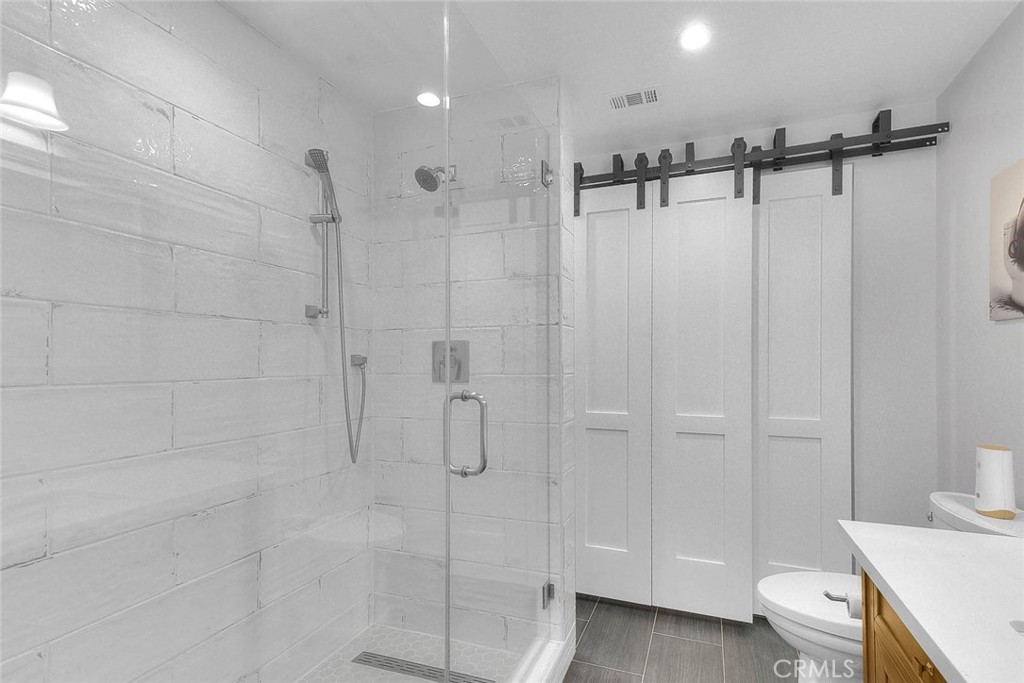 5606 Dover Street Property Photo 44