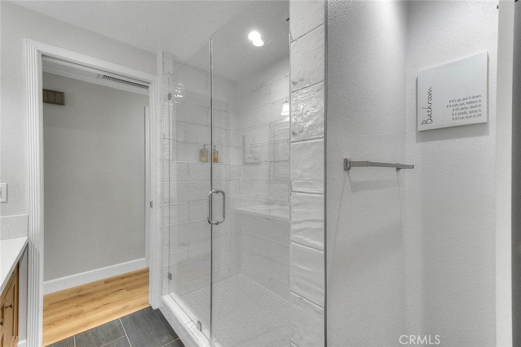 5606 Dover Street Property Photo 46