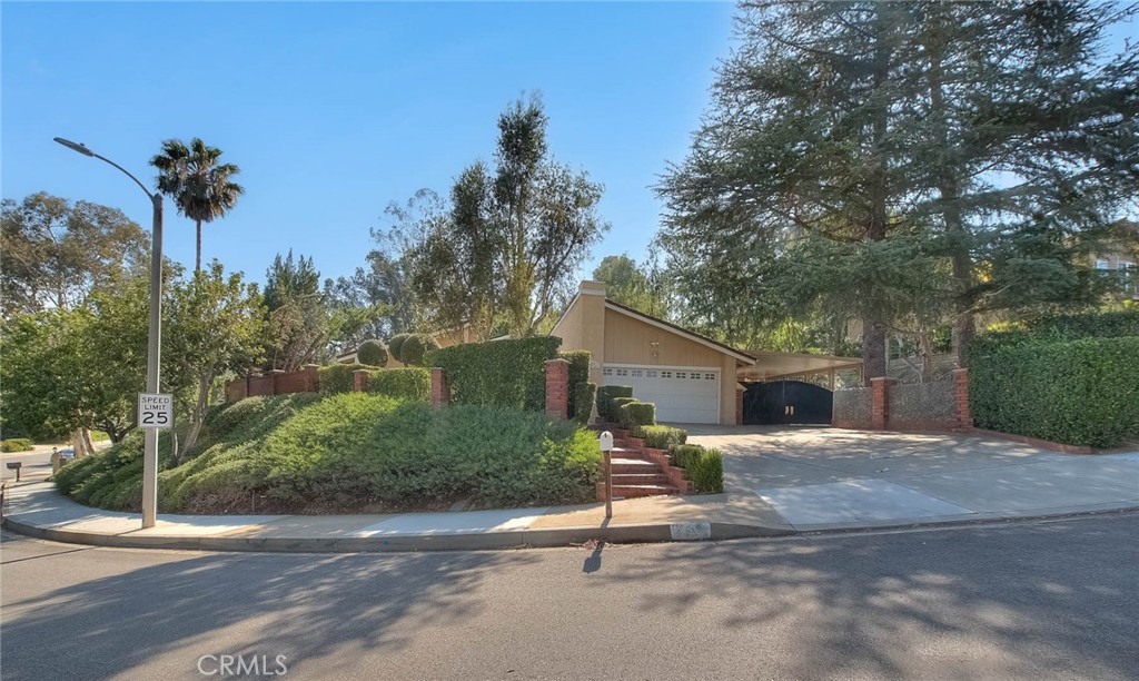 2418 Turquoise Circle Property Photo 1