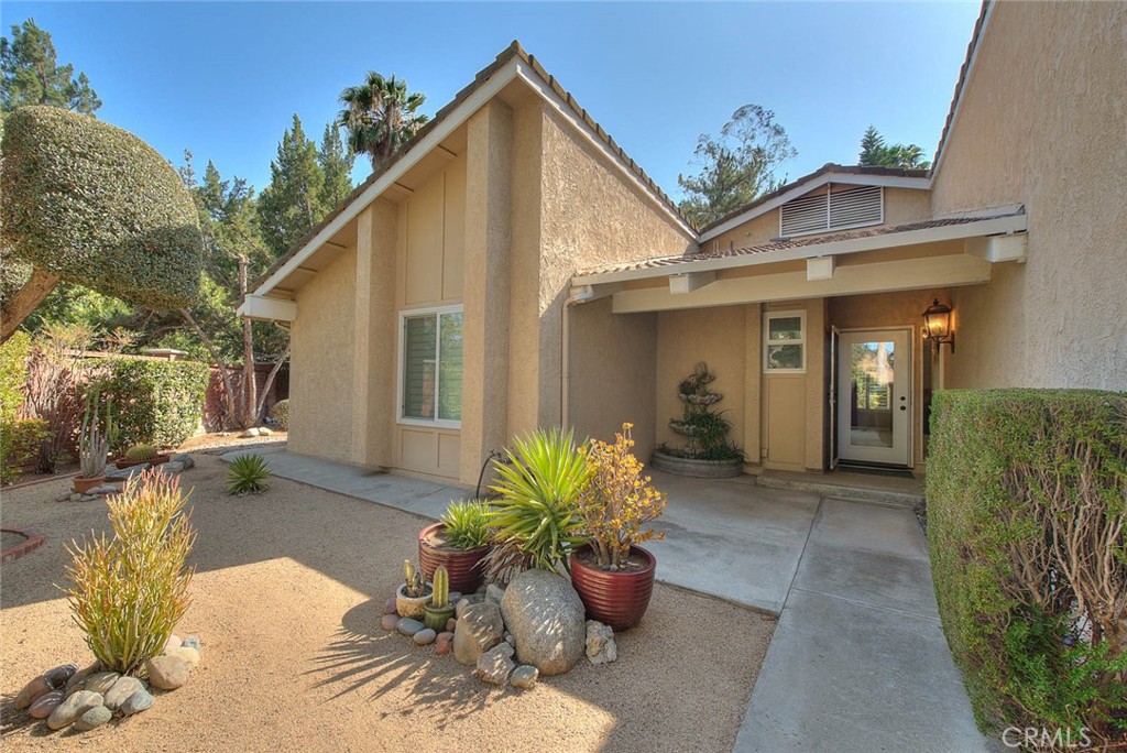 2418 Turquoise Circle Property Photo 2