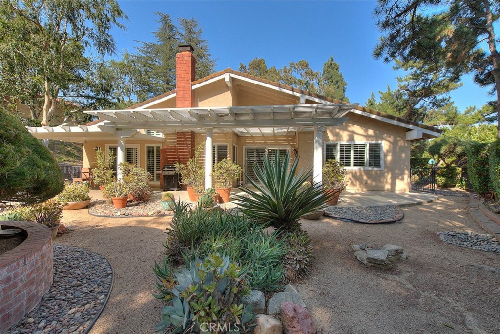 2418 Turquoise Circle Property Photo 4