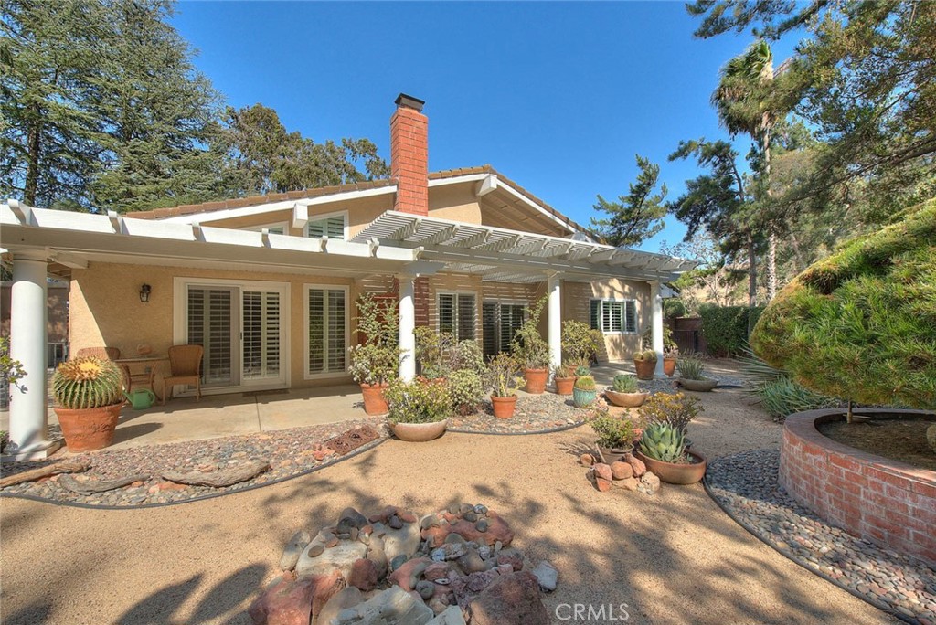 2418 Turquoise Circle Property Photo 5