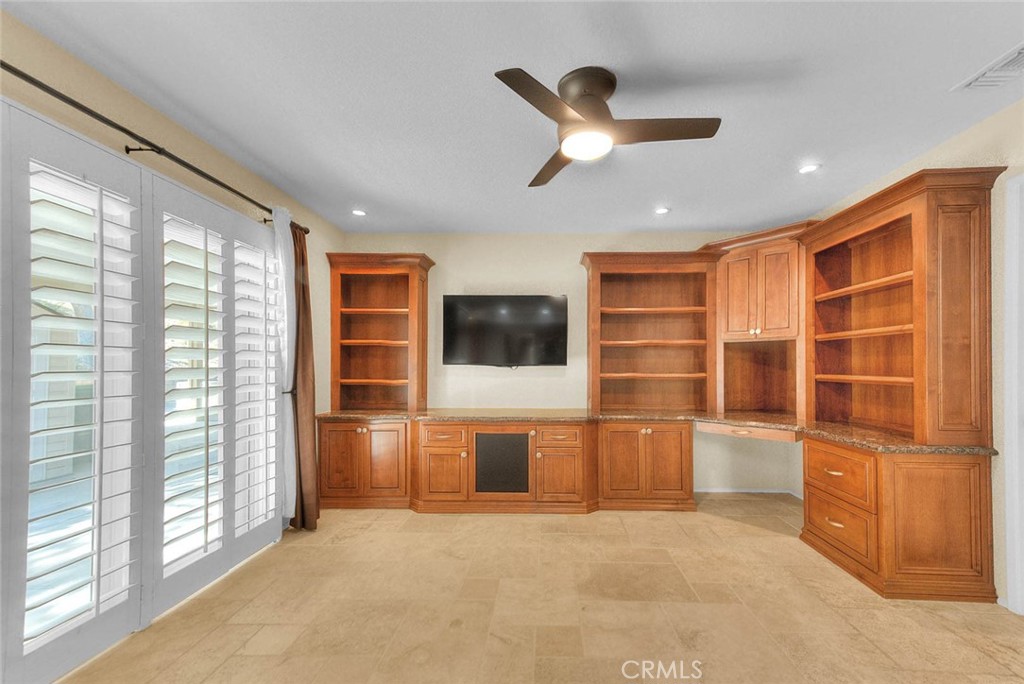 2418 Turquoise Circle Property Photo 23