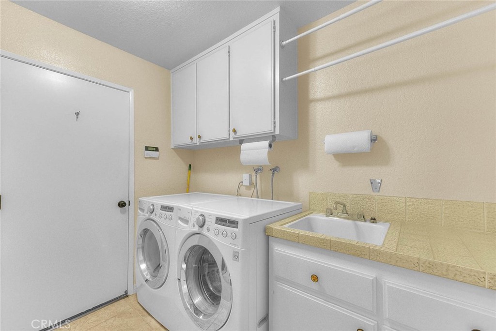 2418 Turquoise Circle Property Photo 44