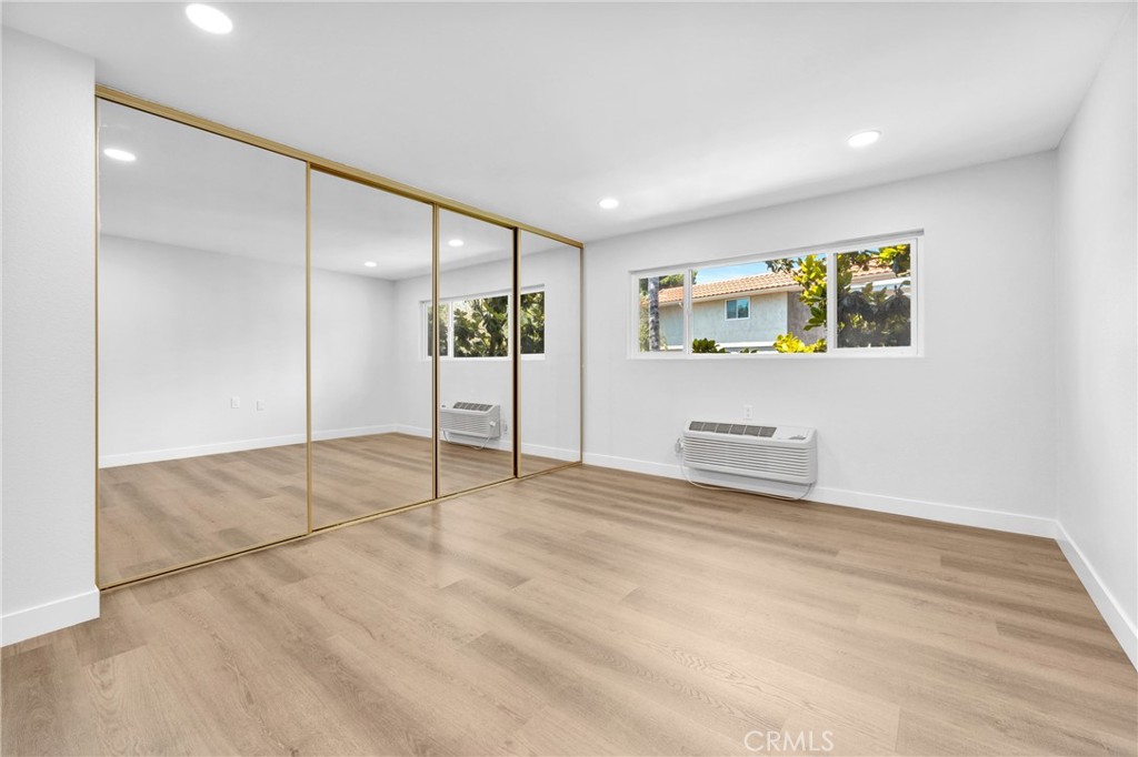 2405 Via Mariposa W Unit# 2c Property Photo 18