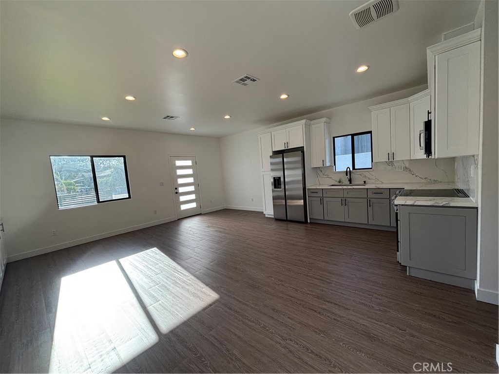 1664 Glen Avenue Property Photo 4
