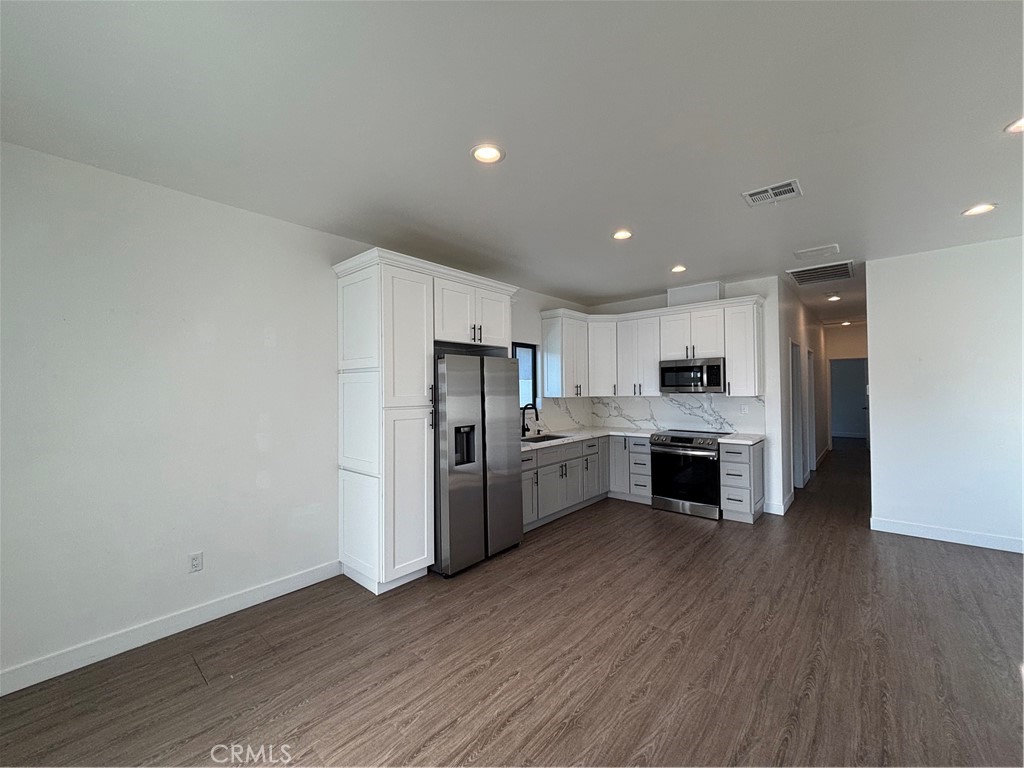 1664 Glen Avenue Property Photo 5