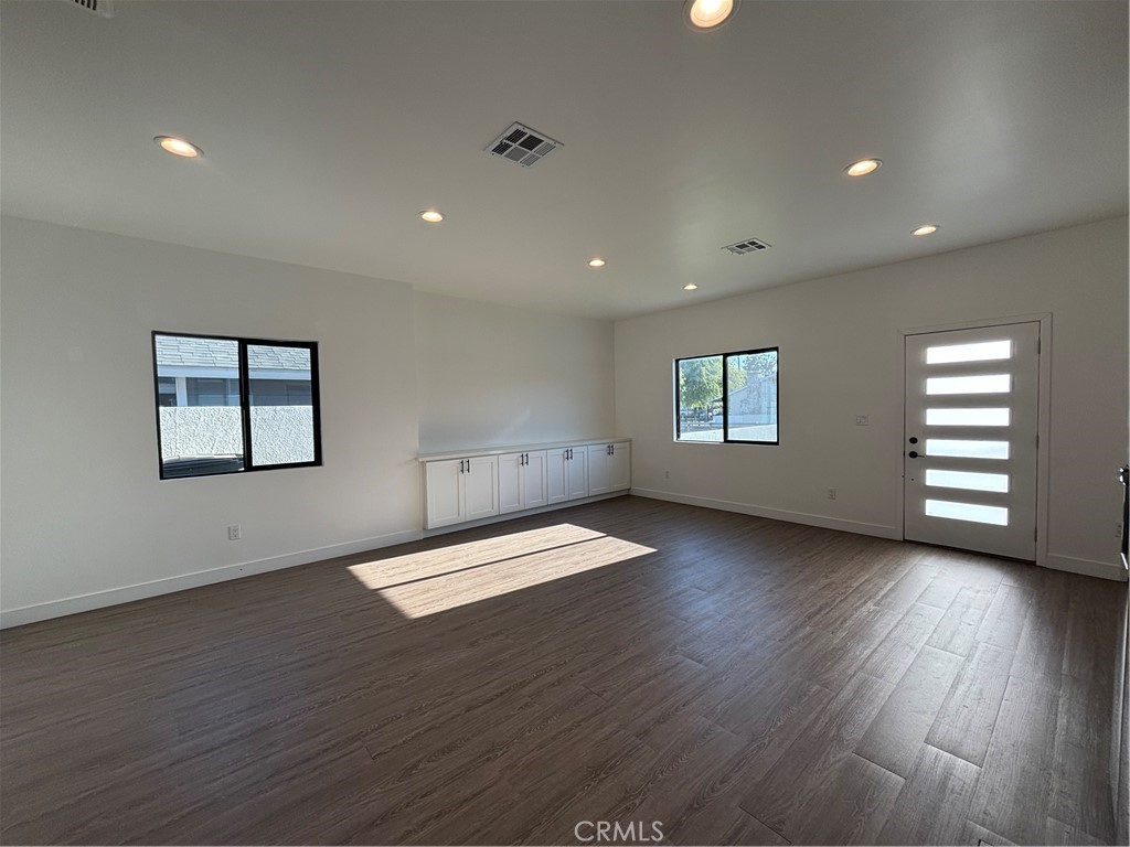 1664 Glen Avenue Property Photo 6