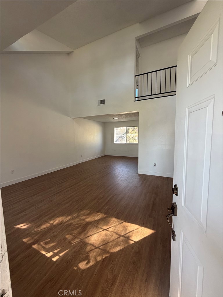 2404 Hyatt Property Photo 5