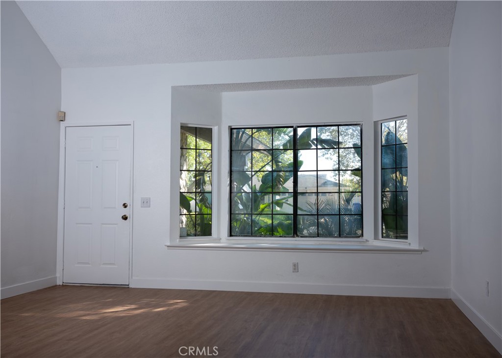 2404 Hyatt Property Photo 8