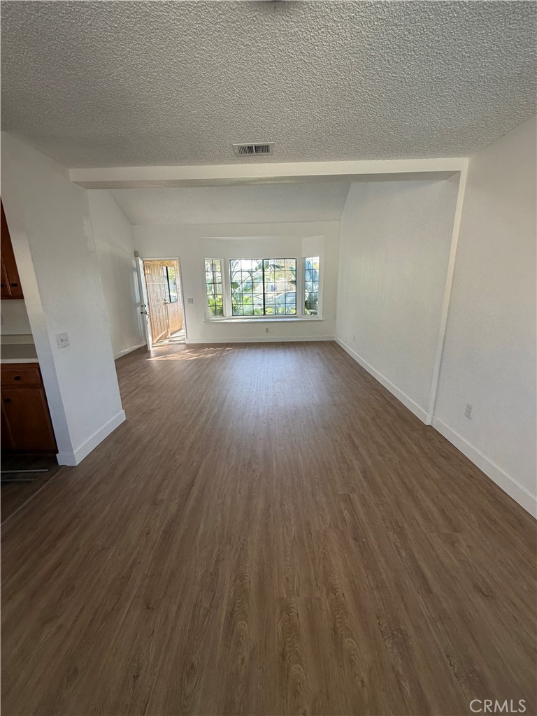 2404 Hyatt Property Photo 10