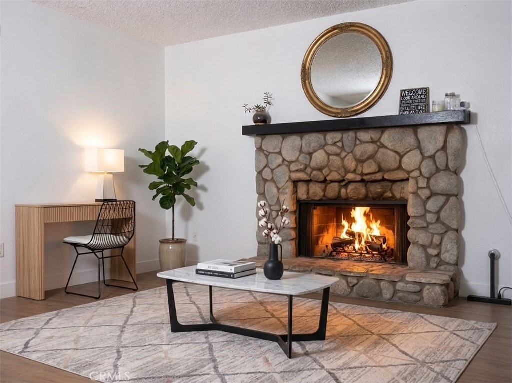 2404 Hyatt Property Photo 16