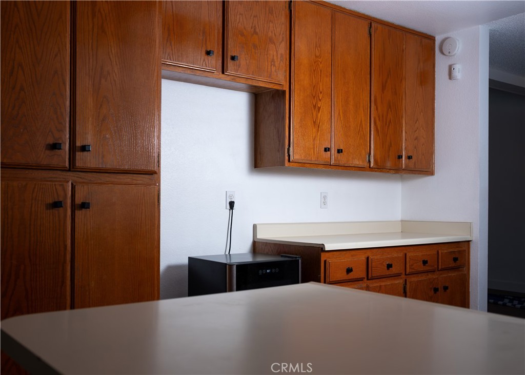 2404 Hyatt Property Photo 17