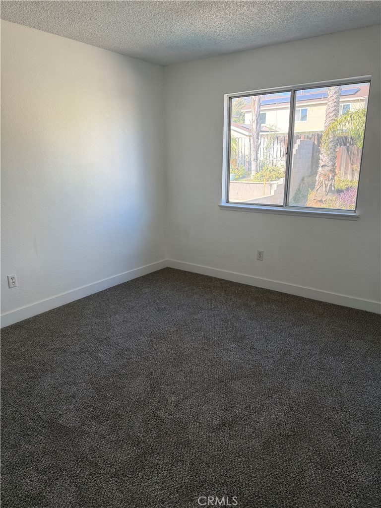 2404 Hyatt Property Photo 23