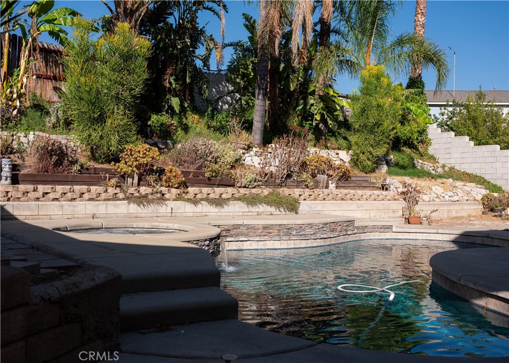 2404 Hyatt Property Photo 37