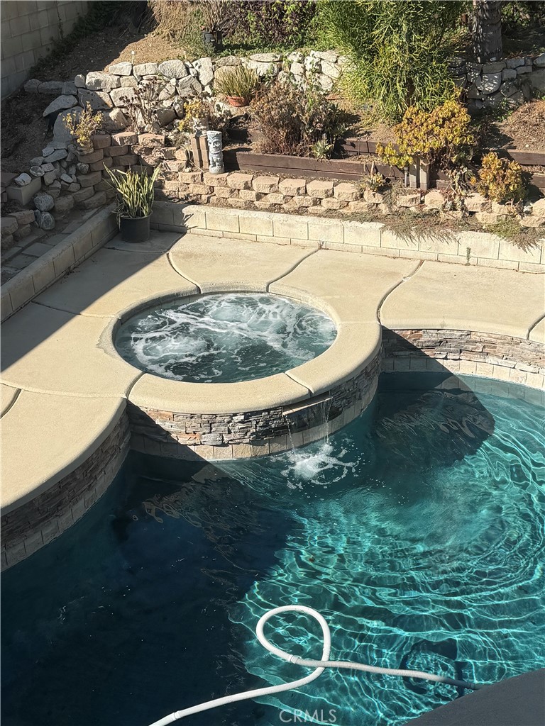 2404 Hyatt Property Photo 39