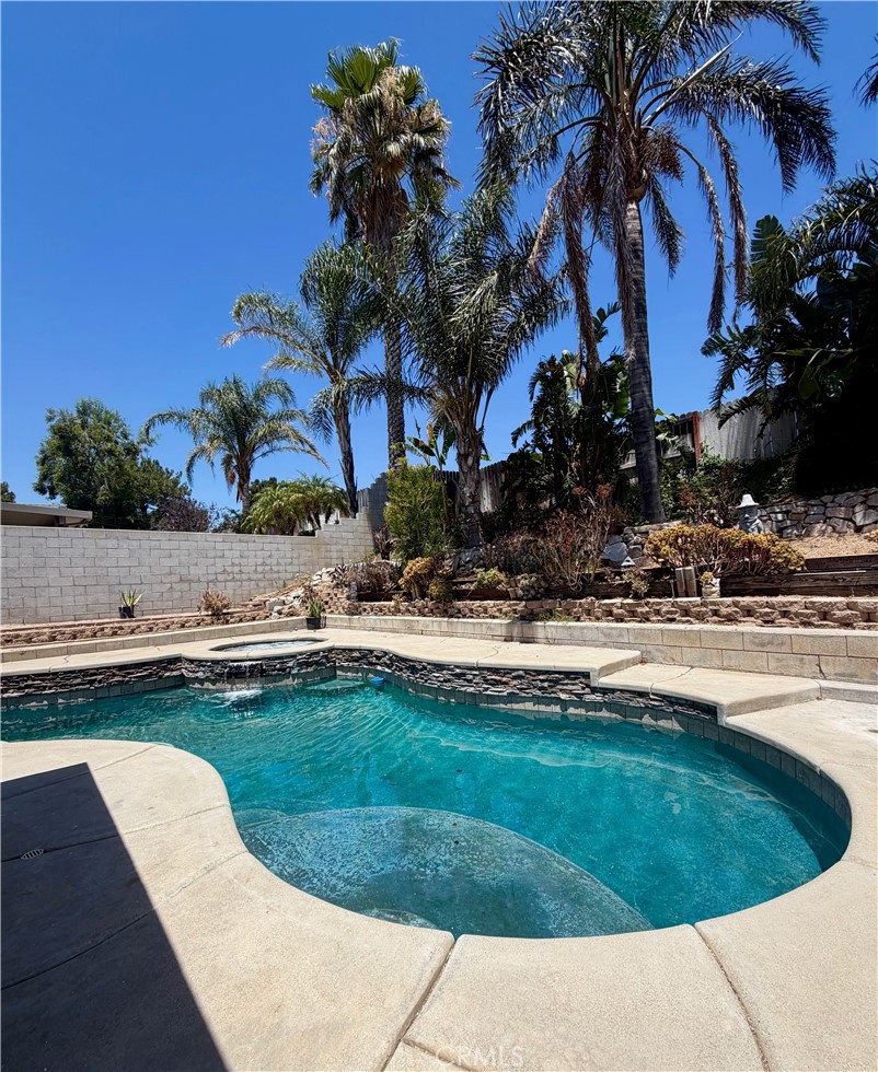 2404 Hyatt Property Photo 40