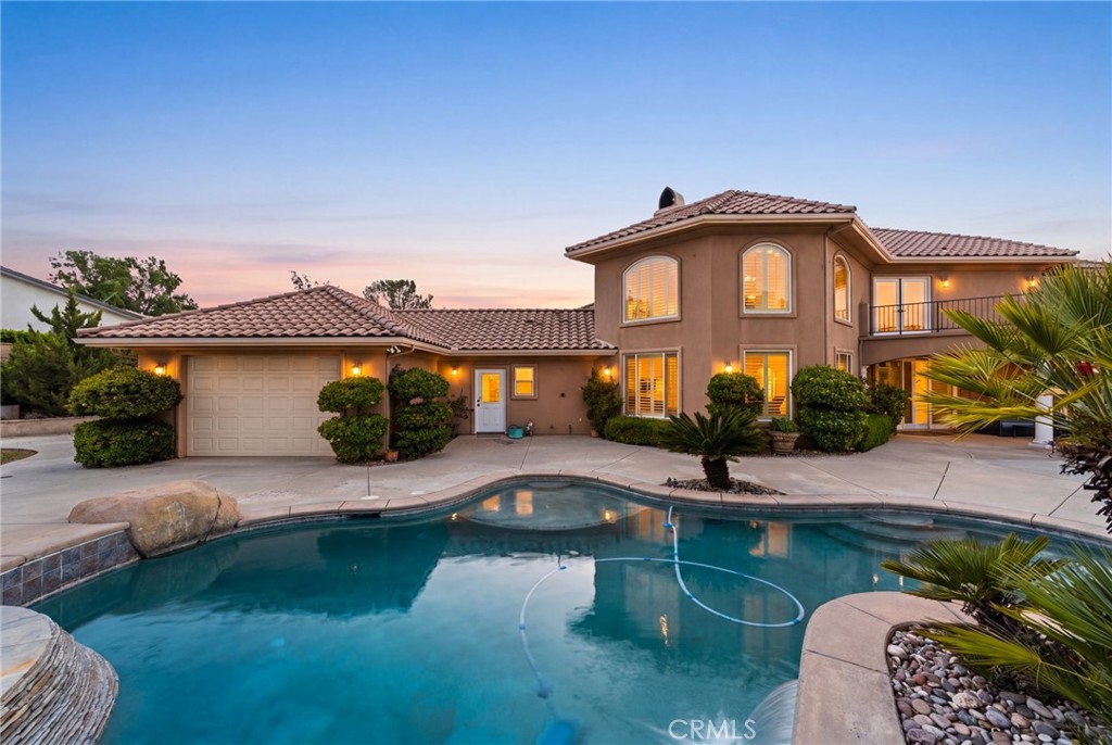 38136 Butterfly Court Property Photo 4