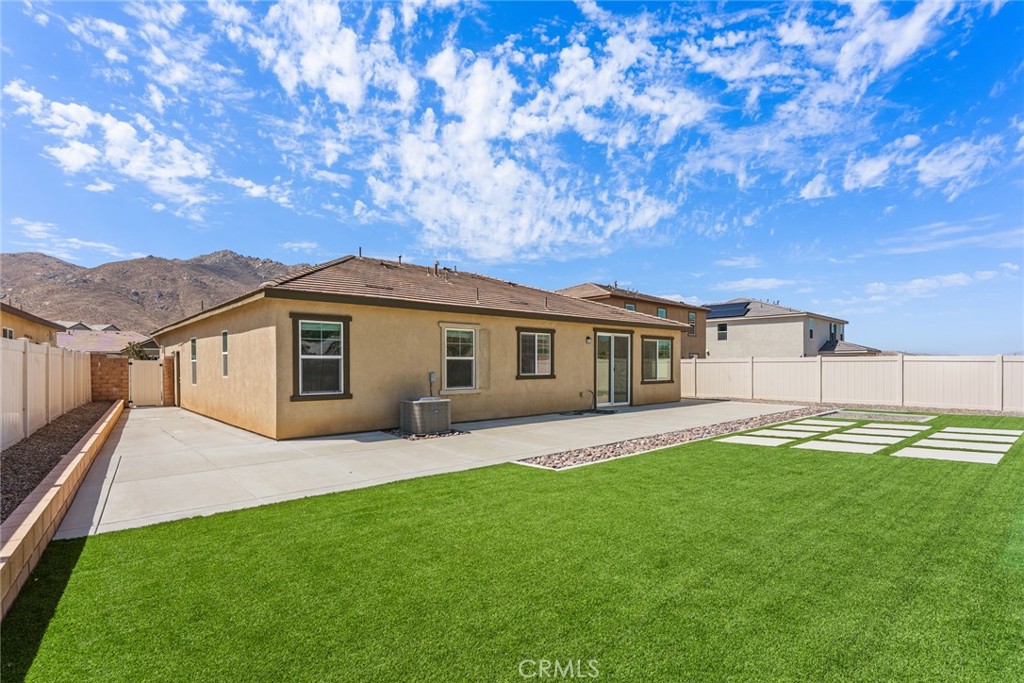 21204 Telegraph Road Property Photo 9